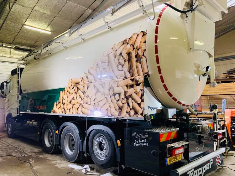 Lettrage véhicule 19