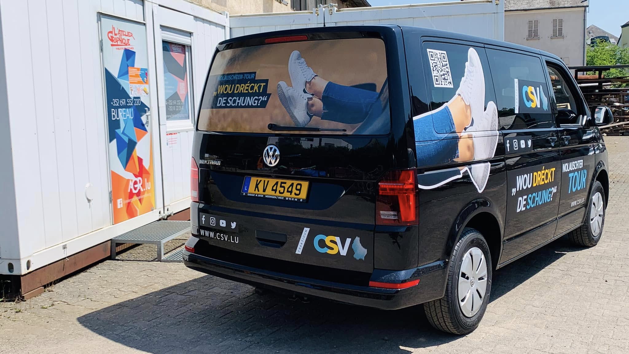 Lettrage véhicule 9